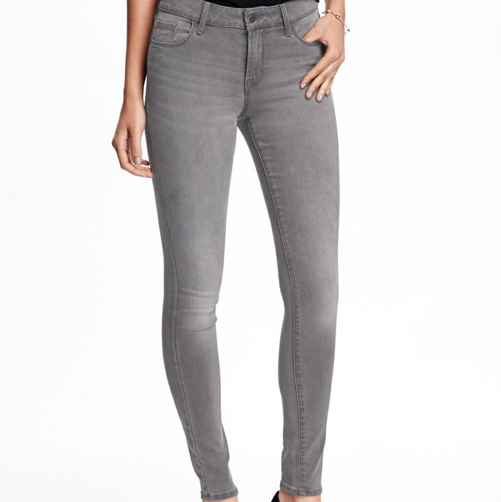 Rock & Republic Skinny Jeans.